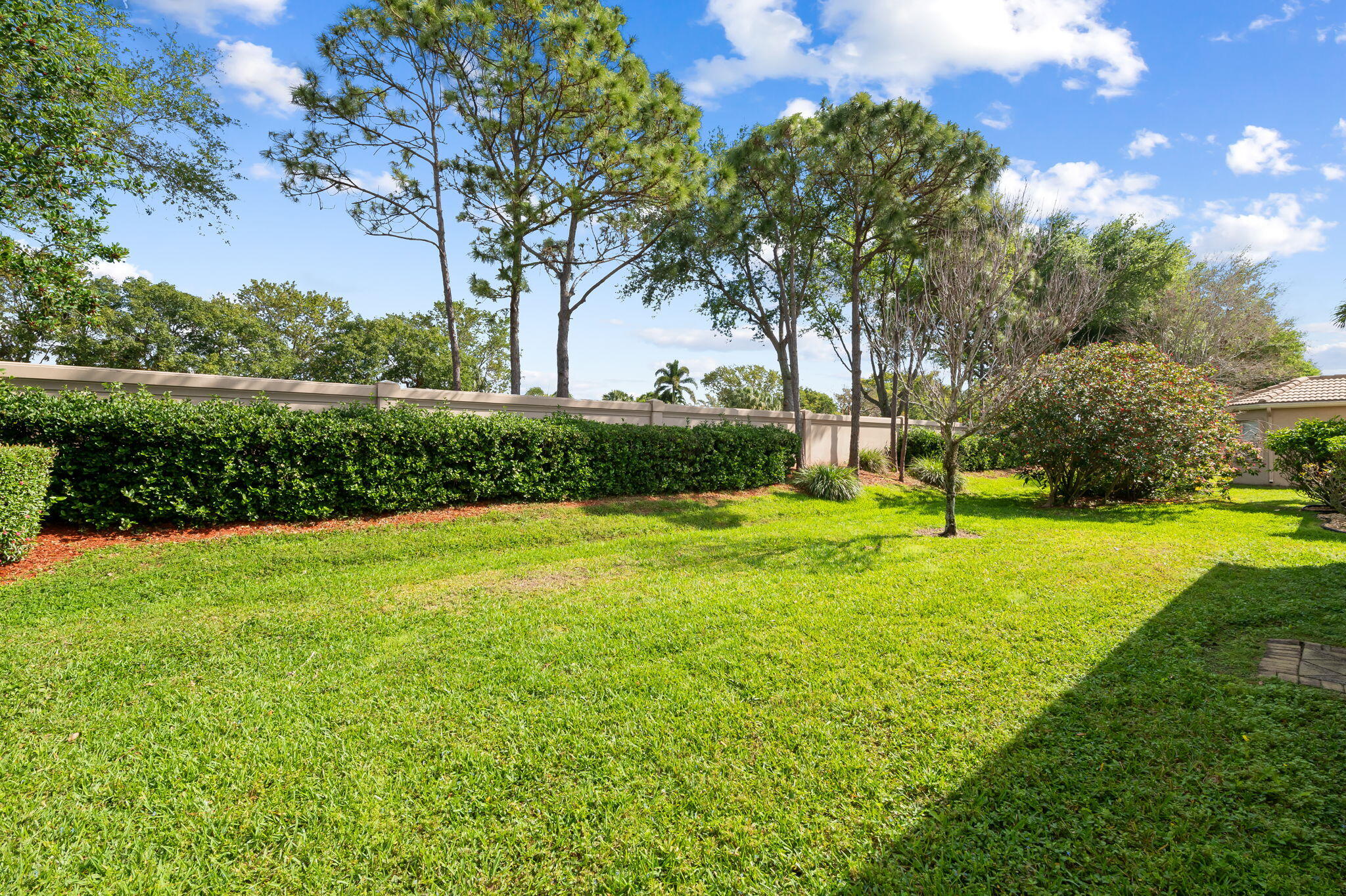 VALENCIA POINTE 3 - Residential