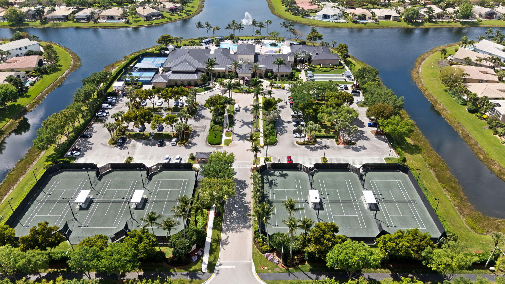 VALENCIA POINTE 3 - Residential