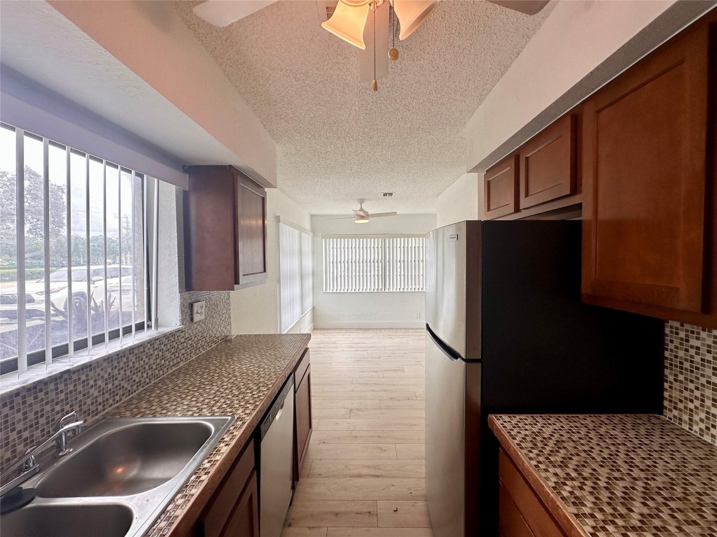 Palm Sprigs Village Condo - Residential Lease