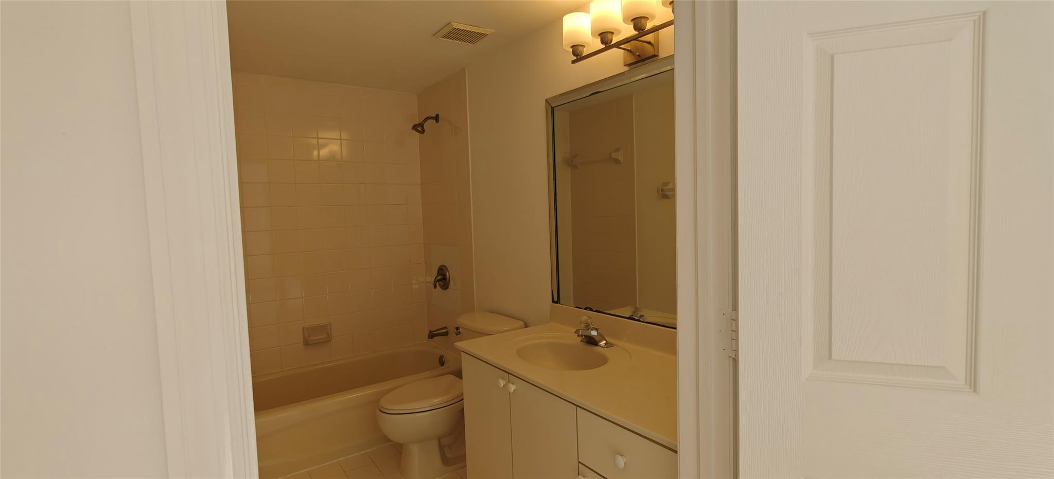 University Parc Residence - Residential Lease