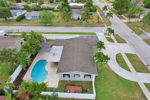 Single Family Residence in Margate FL 2235 63rd Ave Ave 46.jpg