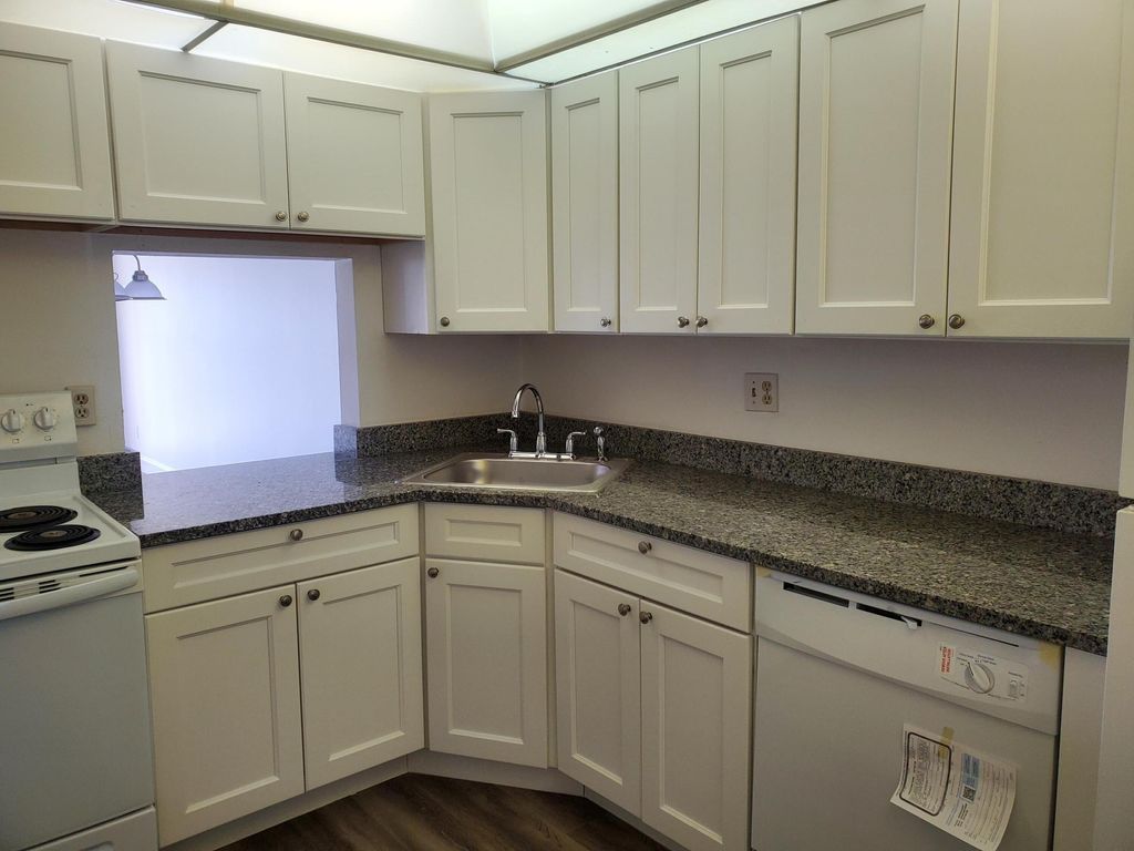 Photo of 6050 NW 64th Avenue #304, Tamarac, FL 33319 (MLS # B26016428)