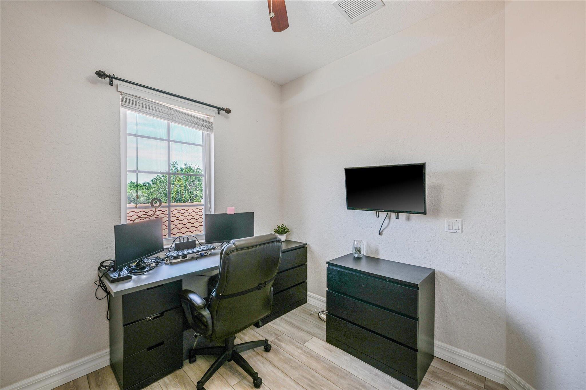 CANTERBURY PLACE - Residential