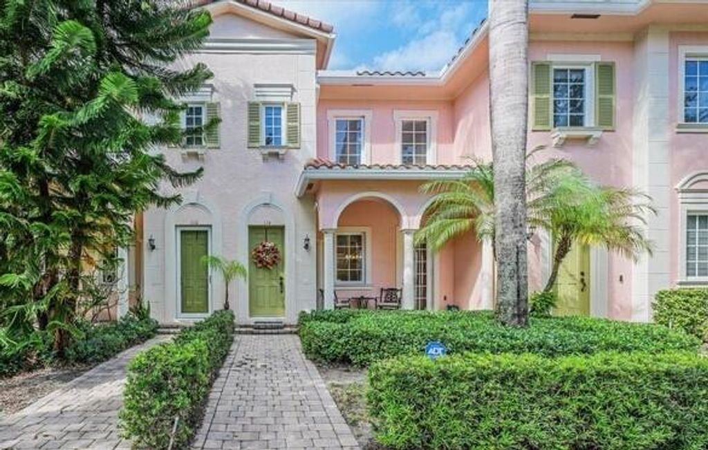Photo of 114 Ennis Lane, Jupiter, FL 33458 (MLS # R11136481)