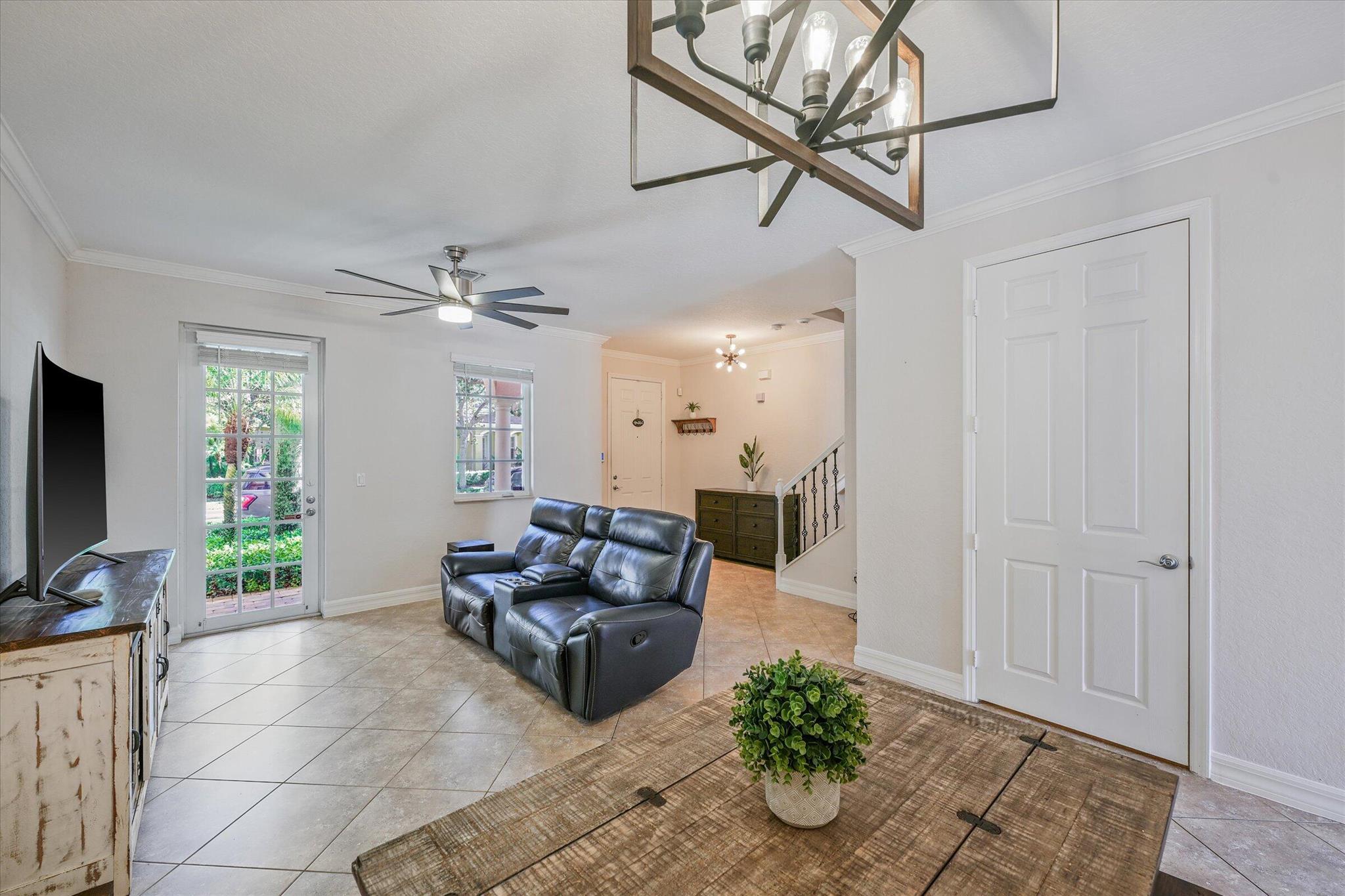 CANTERBURY PLACE - Residential