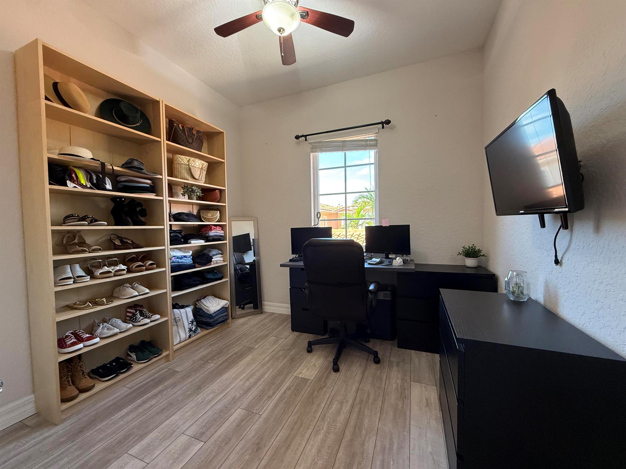 CANTERBURY PLACE - Residential