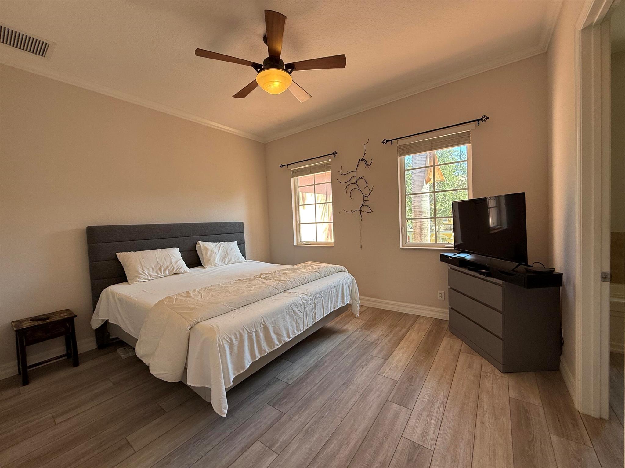 CANTERBURY PLACE - Residential