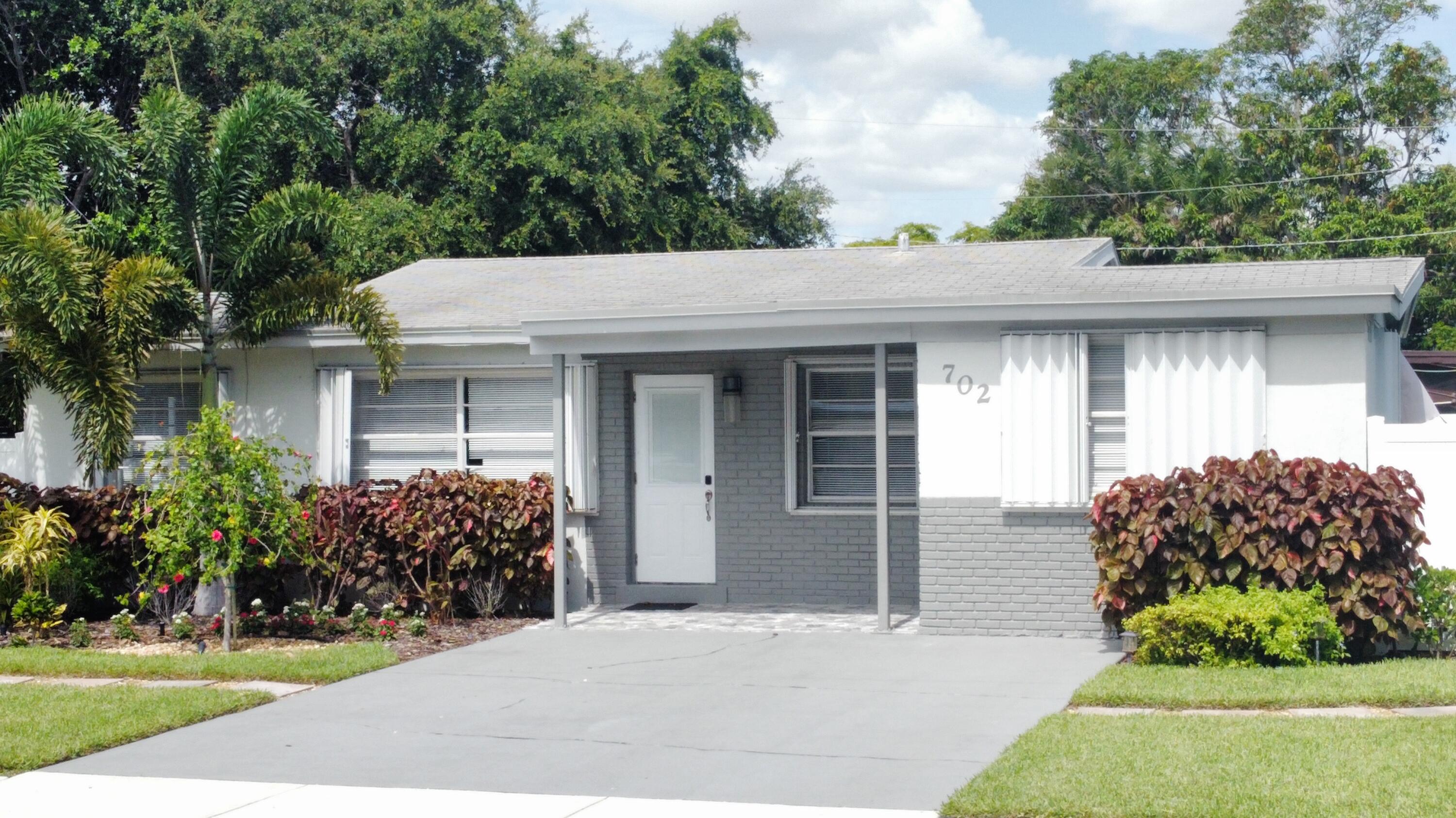 702 SW 1st Street