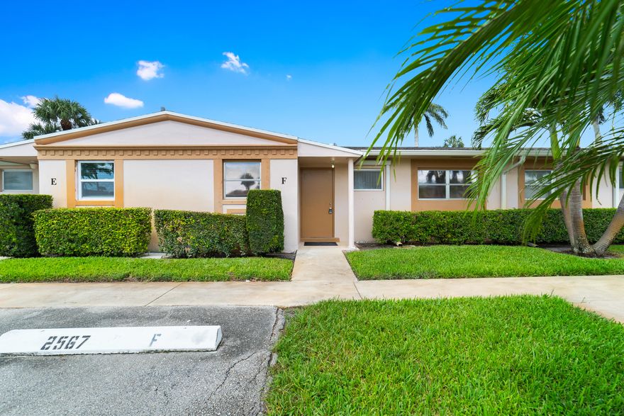 55+ COMMUNITY; 693 credit min as per HOA; 2 bed/1 bath unit in Cresthaven Villas, an active community in the heart of West Palm Beach... PROPERTY HIGHLIGHTS: Freshly painted, newer porcelain floors, newly renovated shower & lower kitchen cabinets, new dishwasher, new kitchen sink, enclosed porch, private parking spot outside your front door, steps away from the clubhouse... AMENITIES: You can enjoy a variety of amenities including a swimming pool, sauna, shuffleboard, bocci, horseshoe courts, billiards, exercise, card and meeting rooms & a lending library. LOCATION: Easy access to beaches, museums, art galleries, theaters, shopping (i.e. City Place, Palm Beach Outlets, Wellington Mall), sports, and more. 10 minutes from the Palm Beach International airport. Close to the Florida Turnp