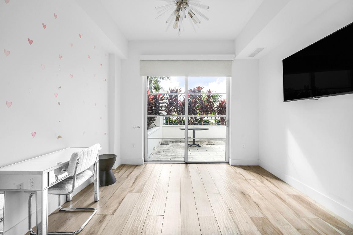 TOWER 155 - Residential