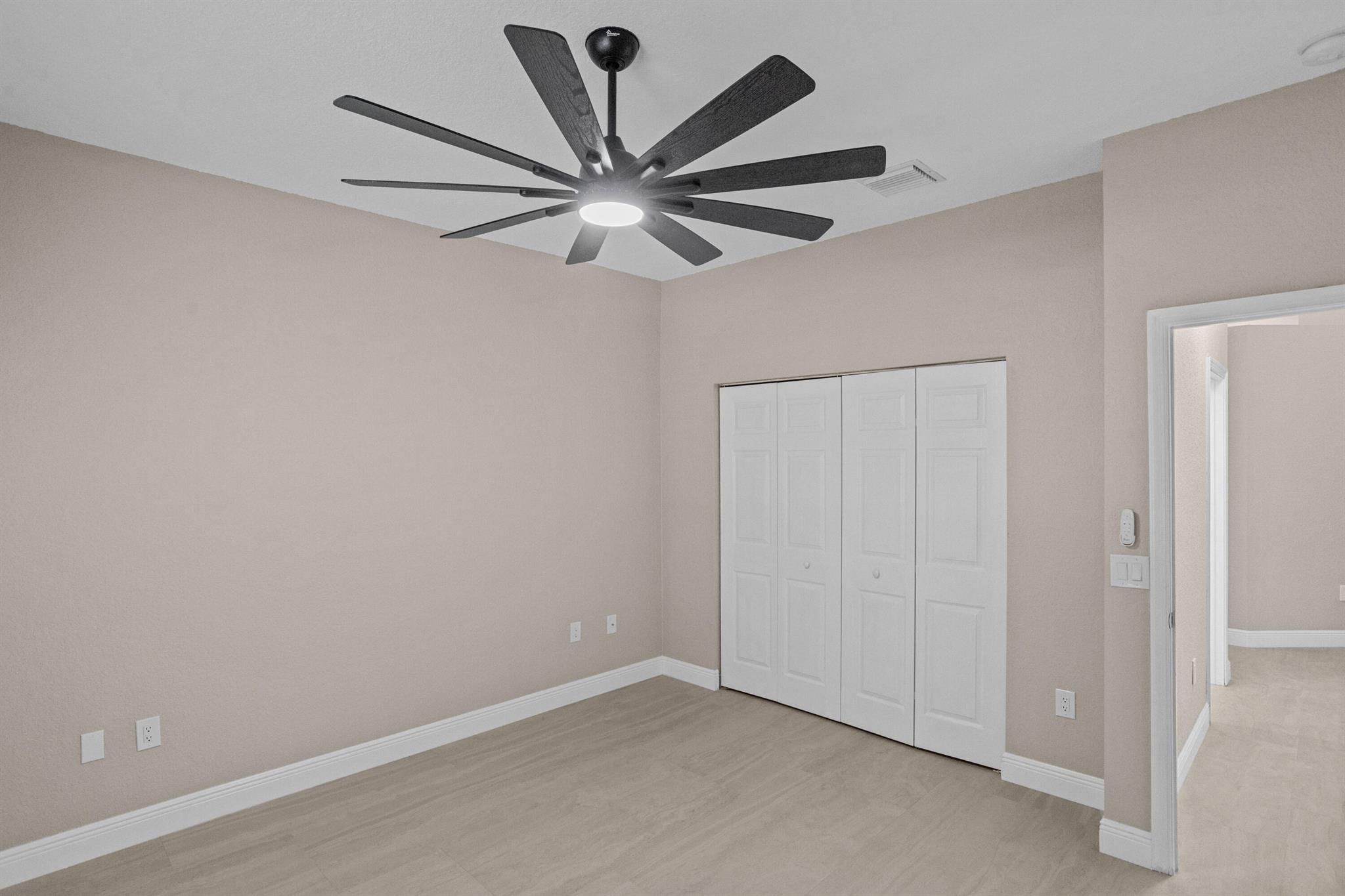 ROYAL LAND AMENDED - Residential Lease