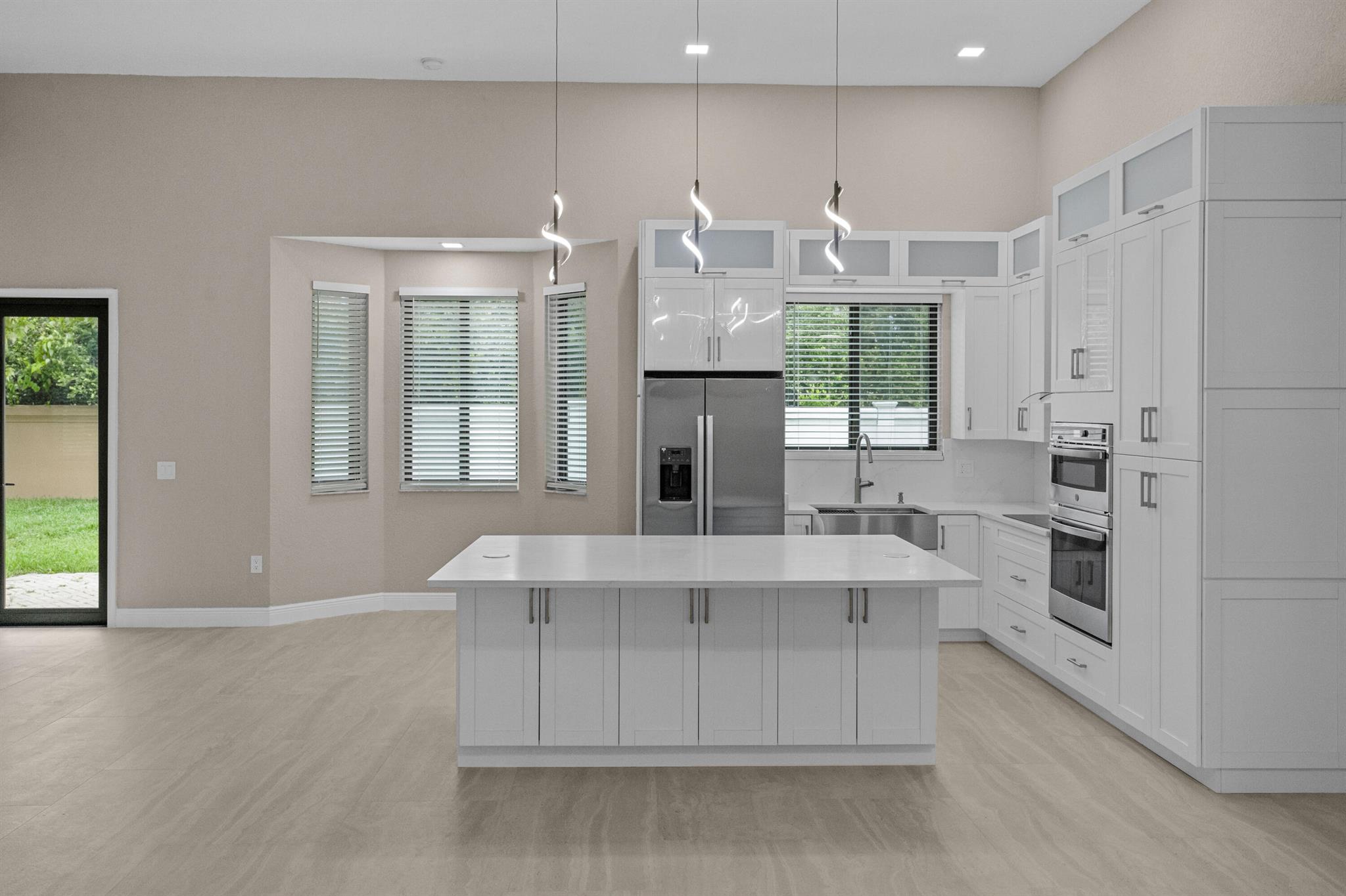 ROYAL LAND AMENDED - Residential Lease