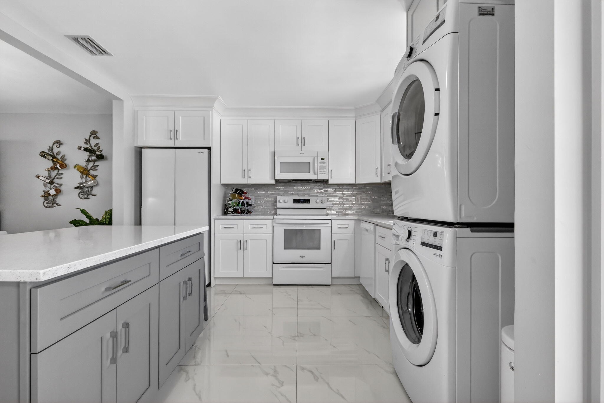 COVERED BRIDGE CONDO - Residential