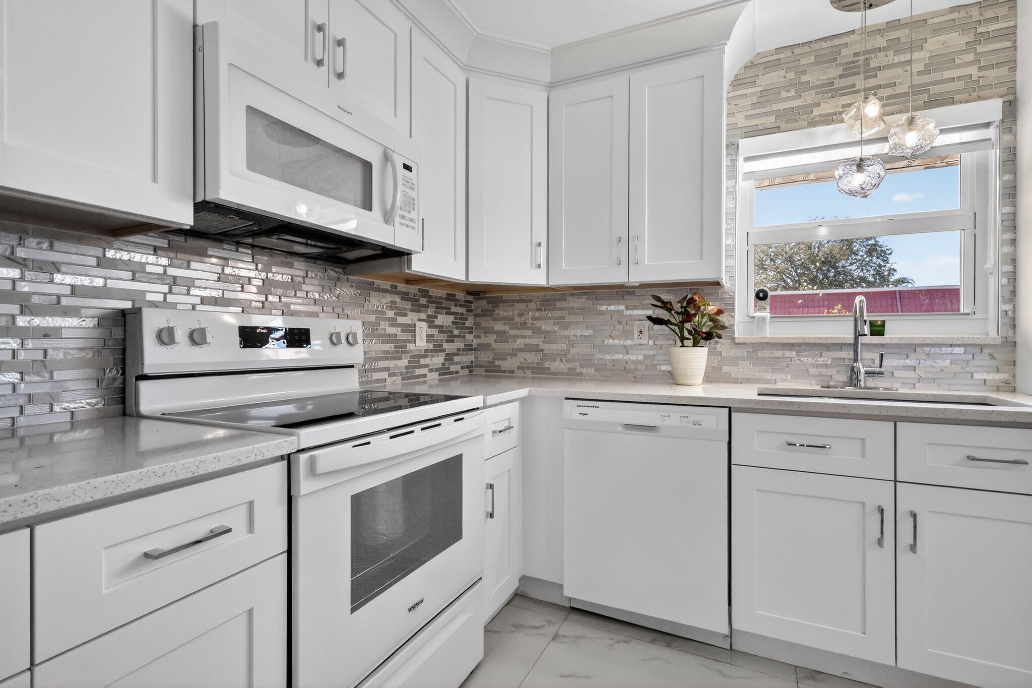 COVERED BRIDGE CONDO - Residential