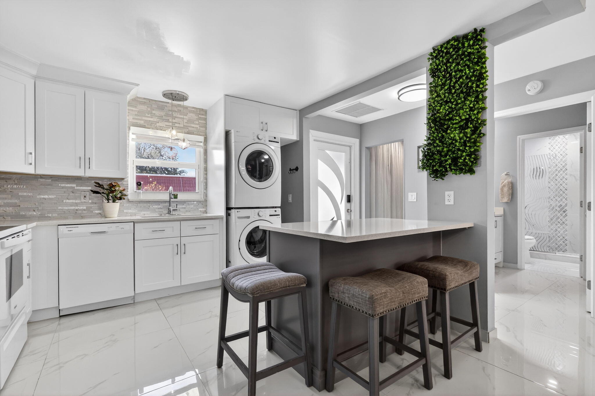 COVERED BRIDGE CONDO - Residential