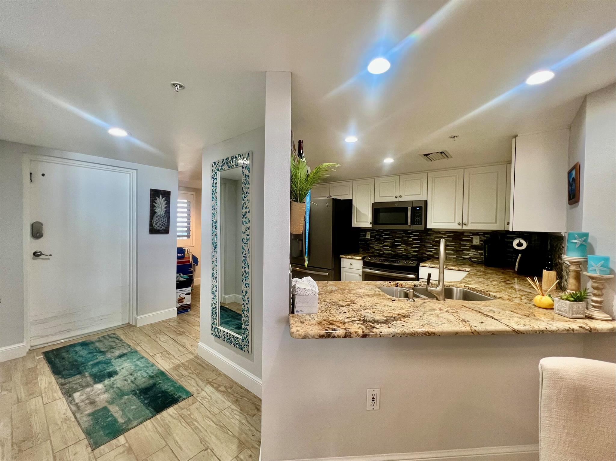 HIBISCUS BY THE SEA CONDO - Residential