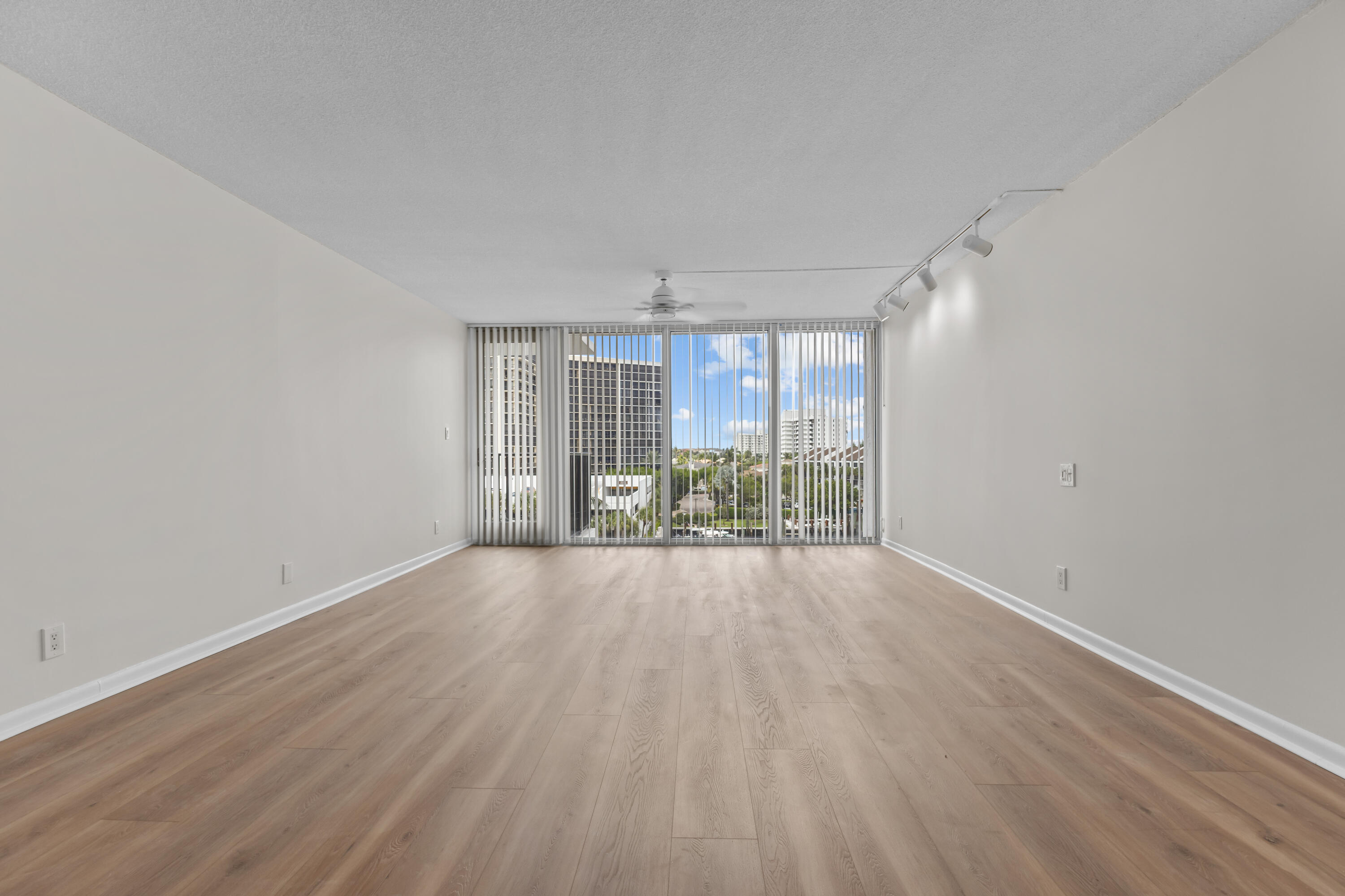 ABERDEEN ARMS CONDO of Bo - Residential Lease