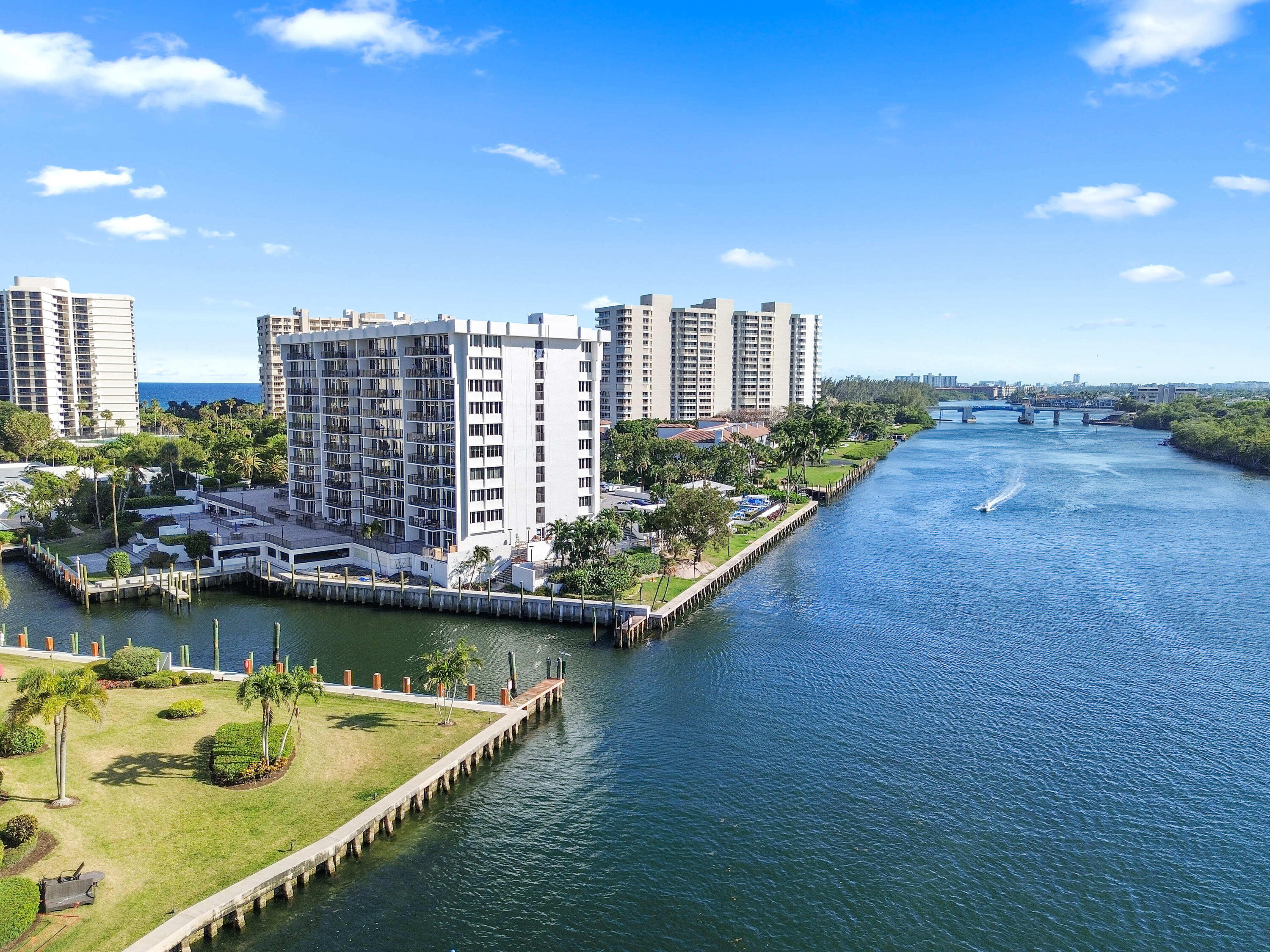 ABERDEEN ARMS CONDO of Bo - Residential Lease