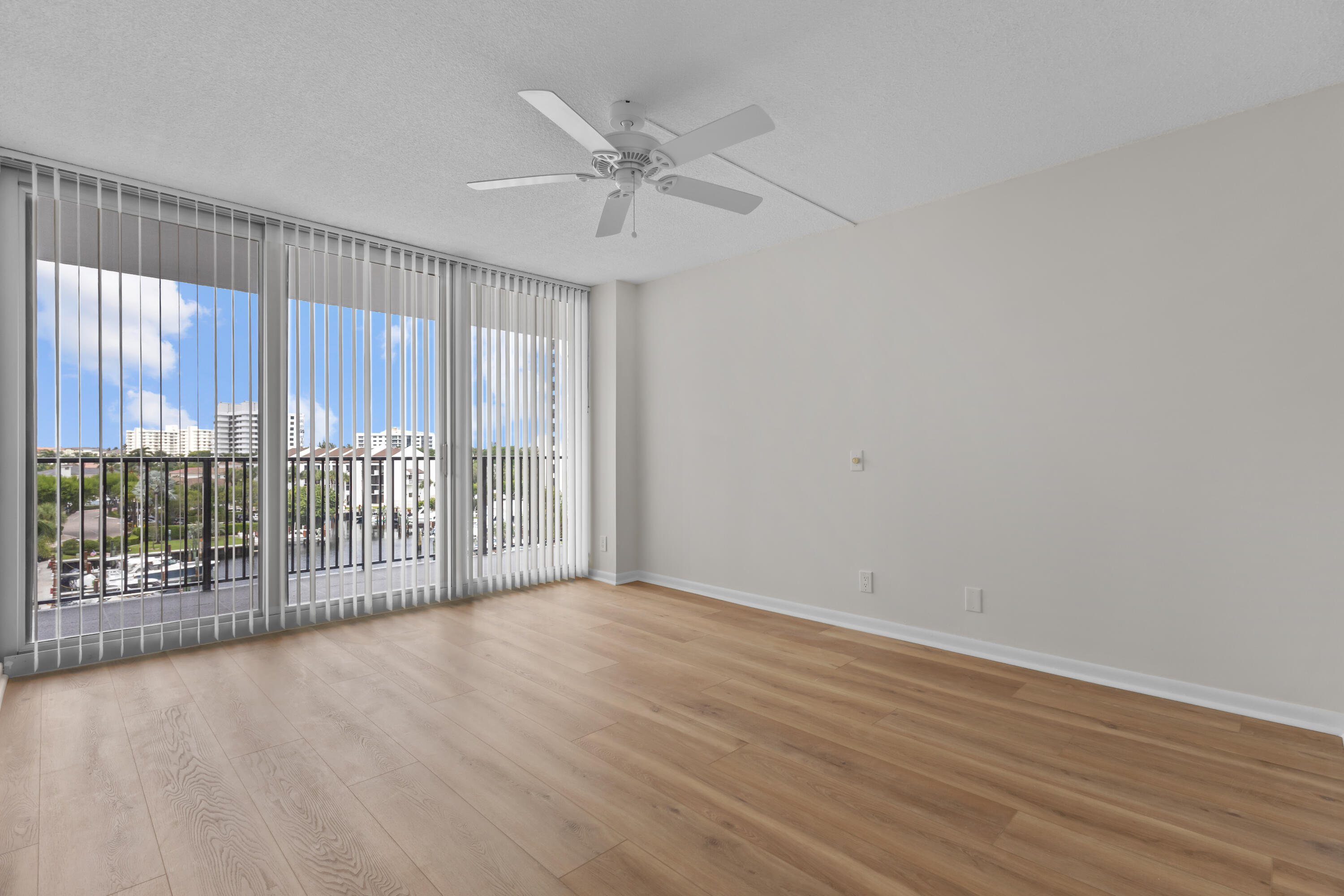 ABERDEEN ARMS CONDO of Bo - Residential Lease