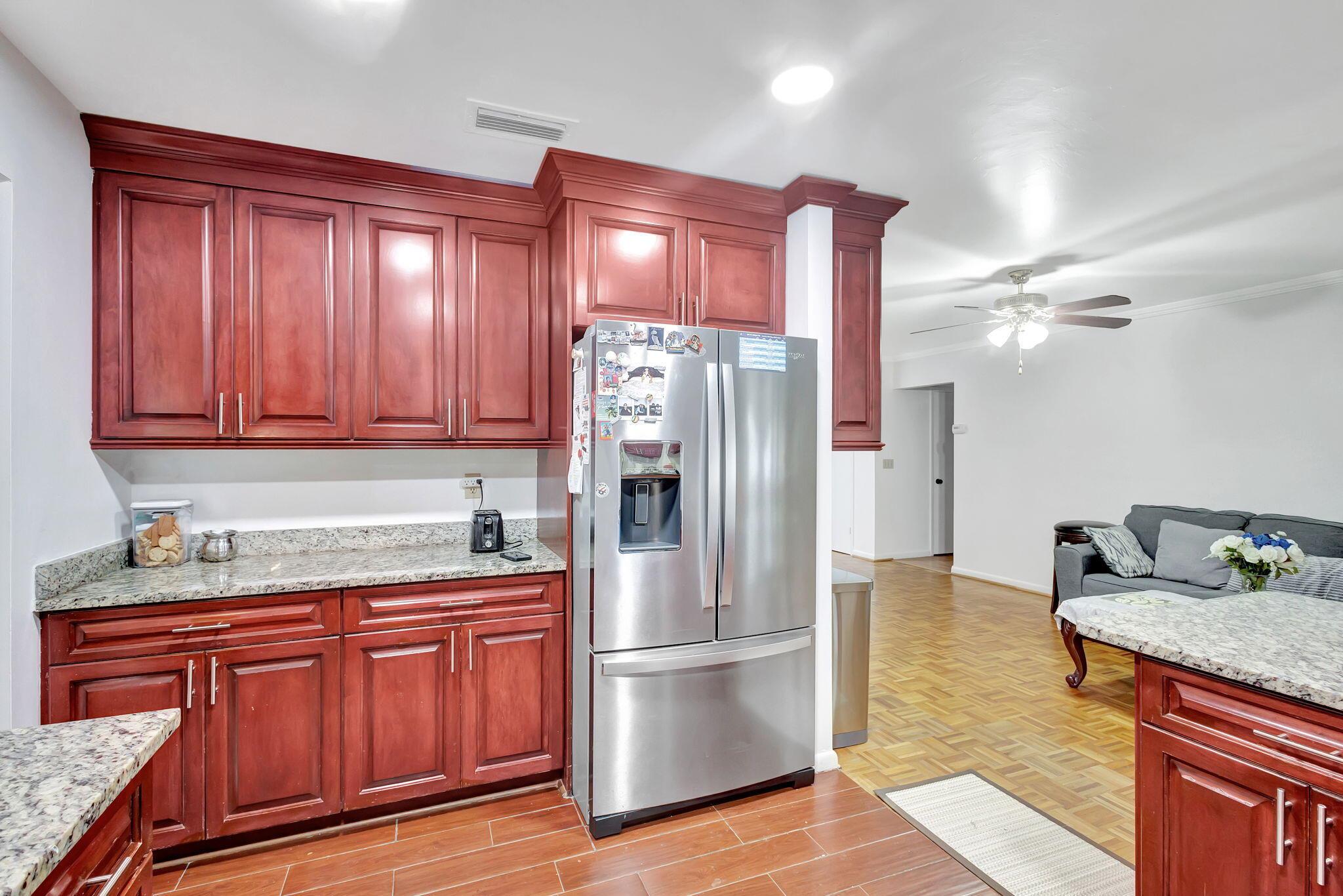 6185 White Oak Court