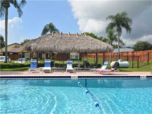 VILLAS OF HOBE SOUND CONDO - Residential