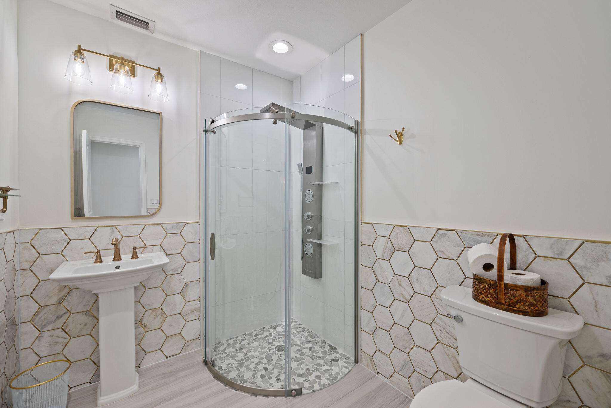 JACARANDA ROYAL - Residential