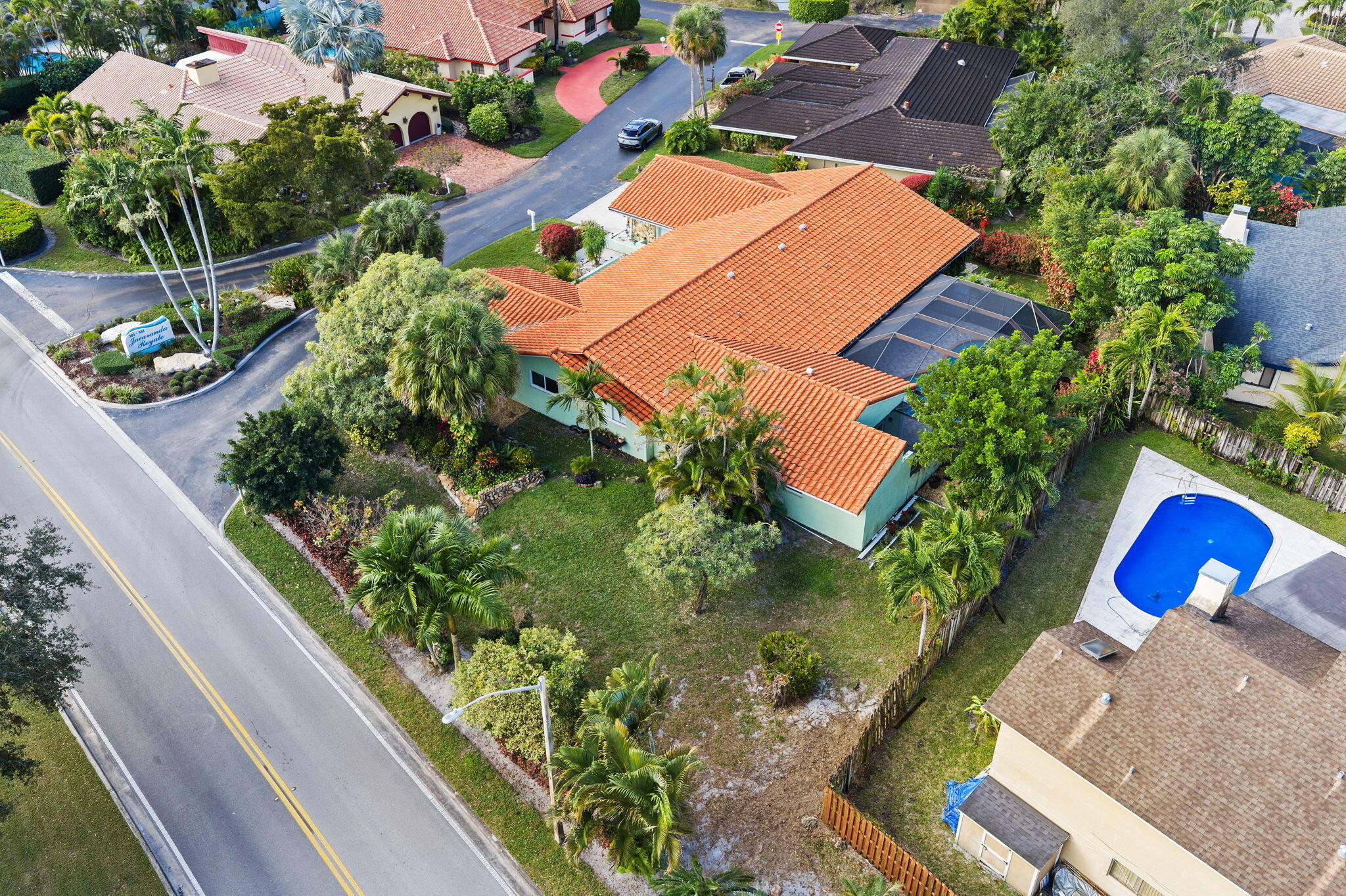 JACARANDA ROYAL - Residential