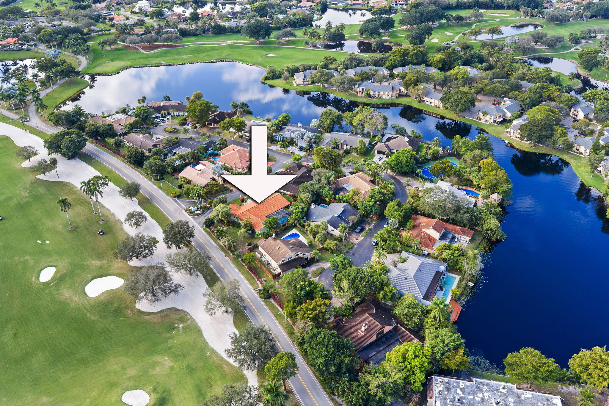 JACARANDA ROYAL - Residential