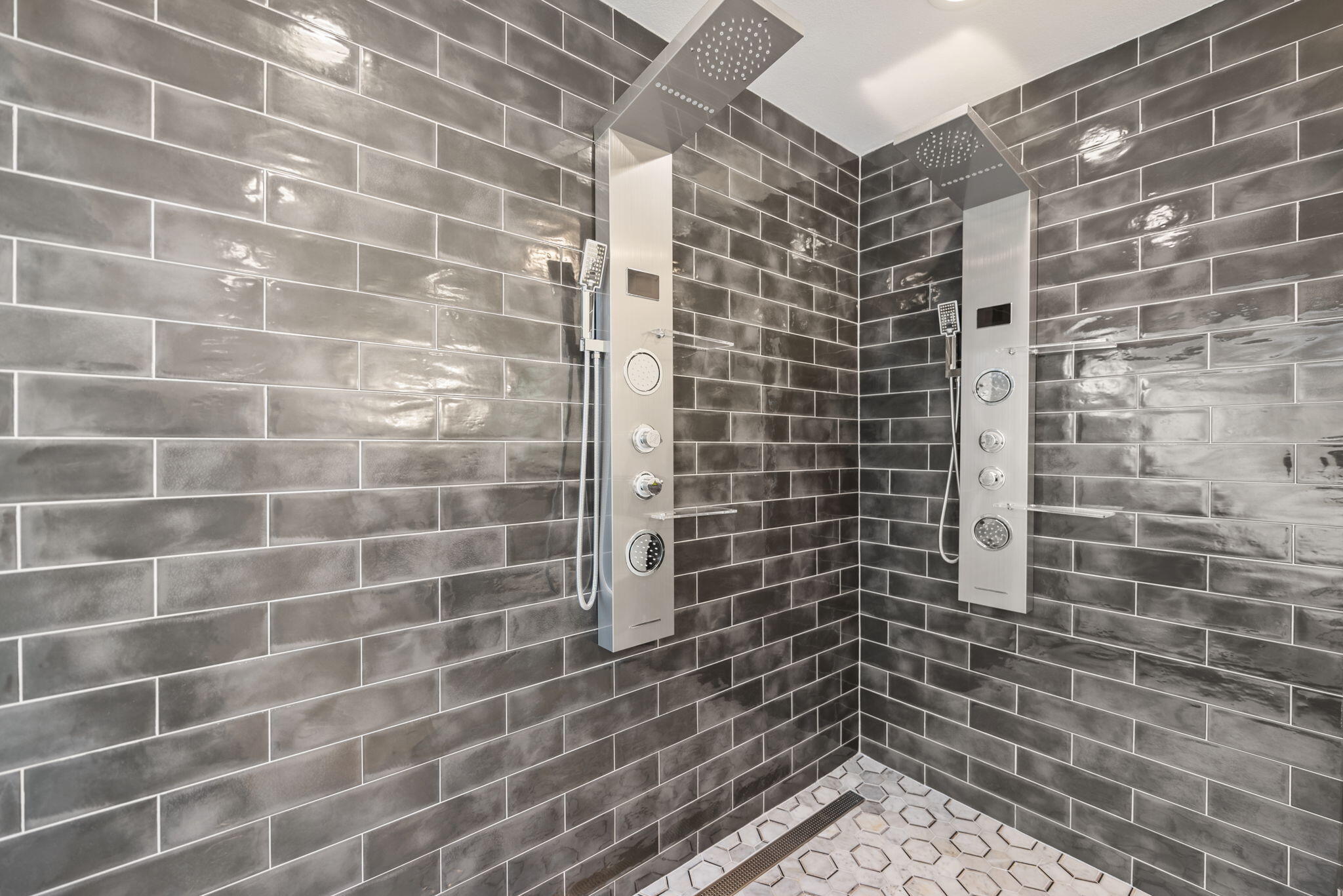 JACARANDA ROYAL - Residential