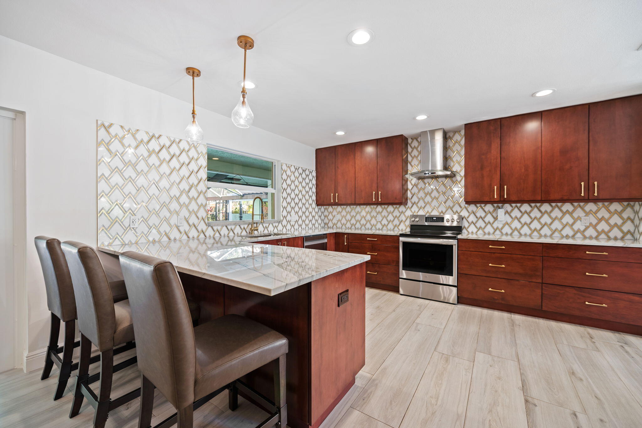 JACARANDA ROYAL - Residential