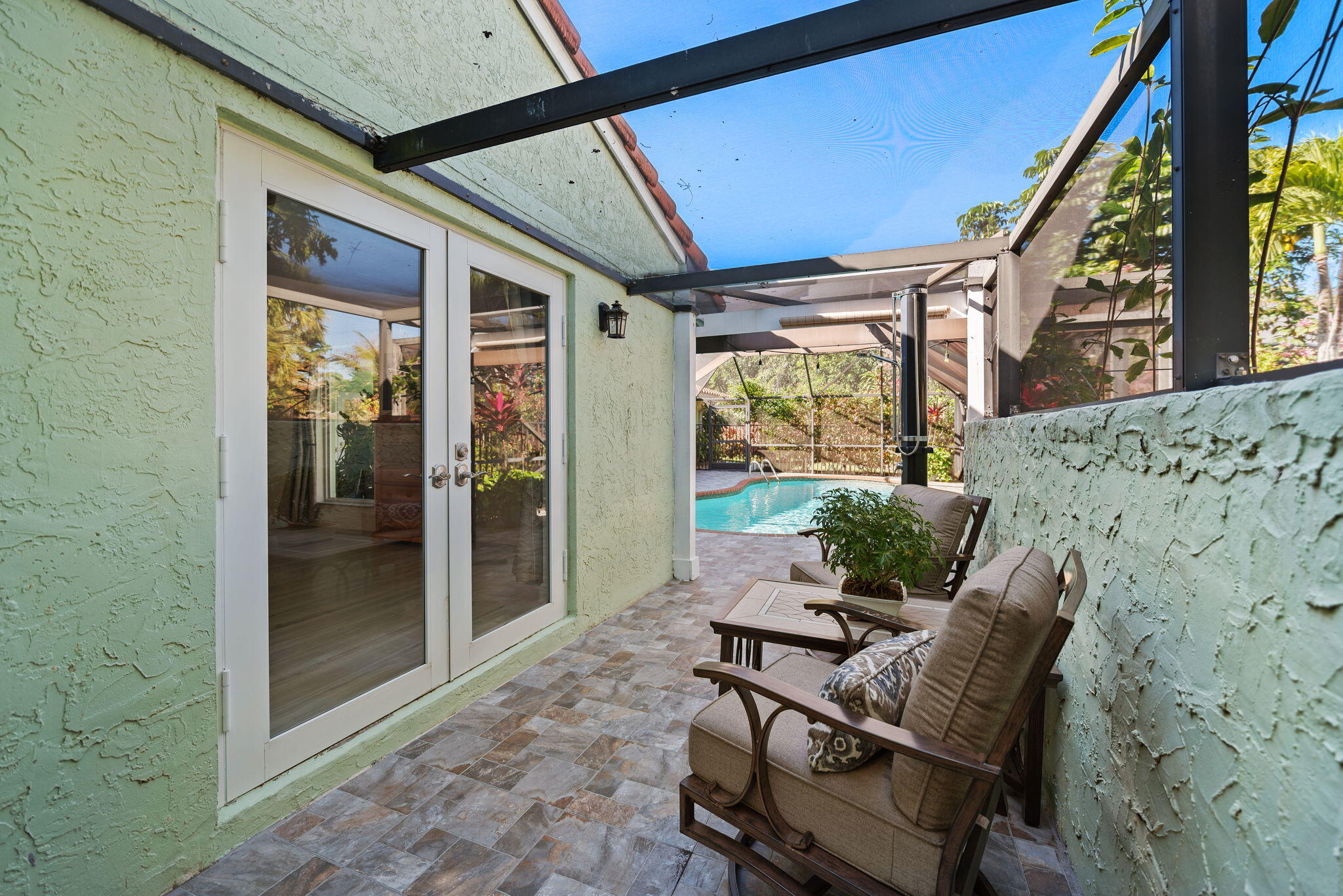 JACARANDA ROYAL - Residential