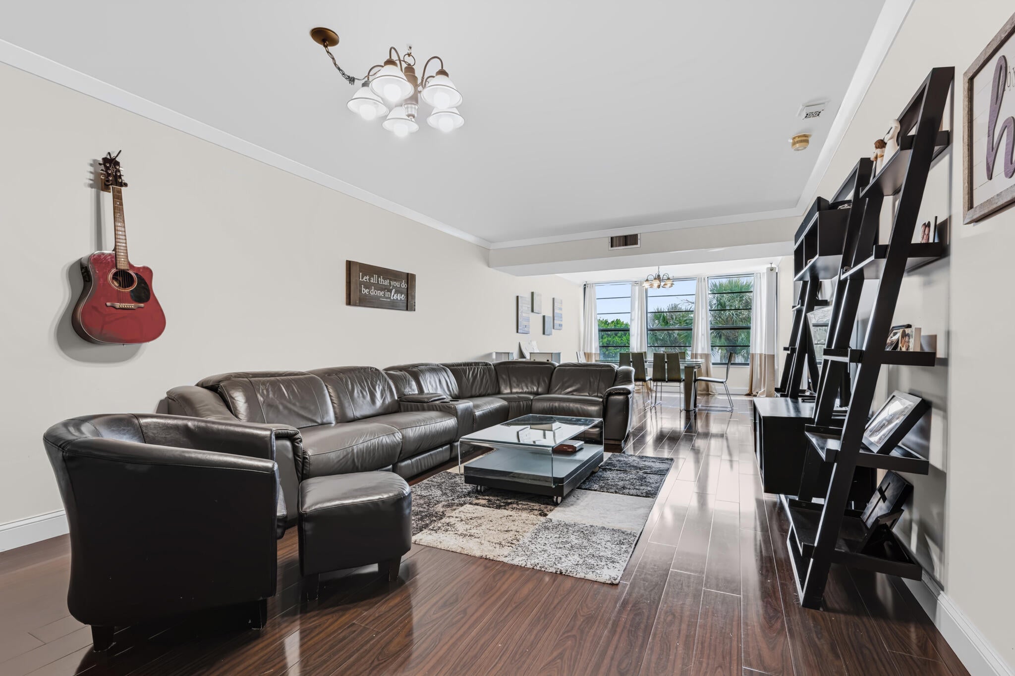 3826 Whitehall Drive 302