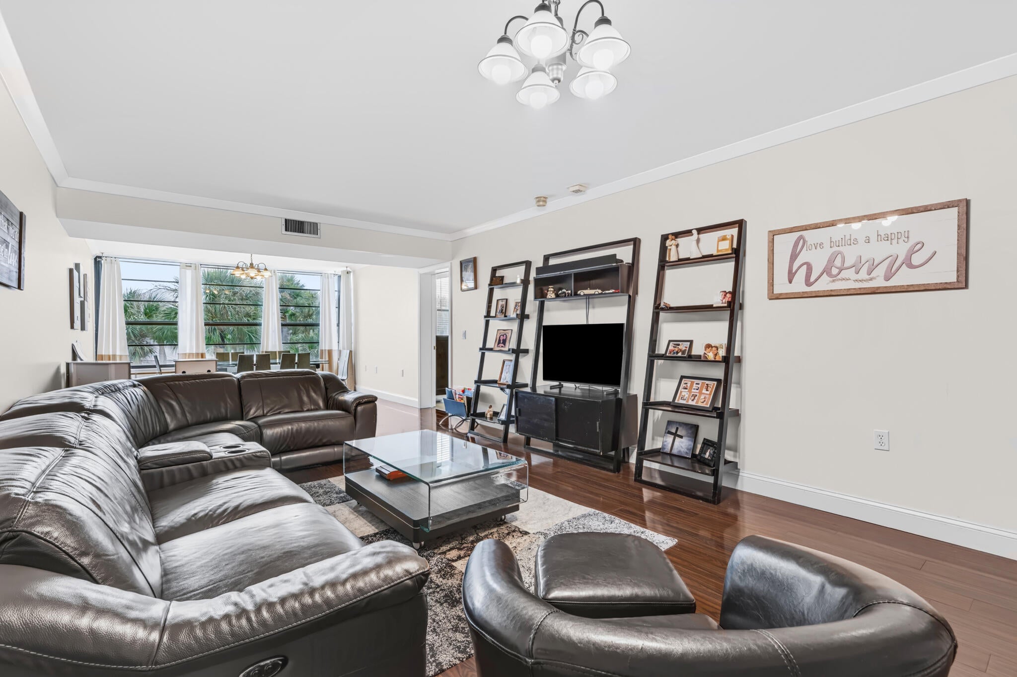 3826 Whitehall Drive 302