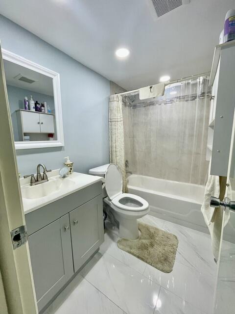 DEERFIELD BEACH GARDENS CONDO - Residential