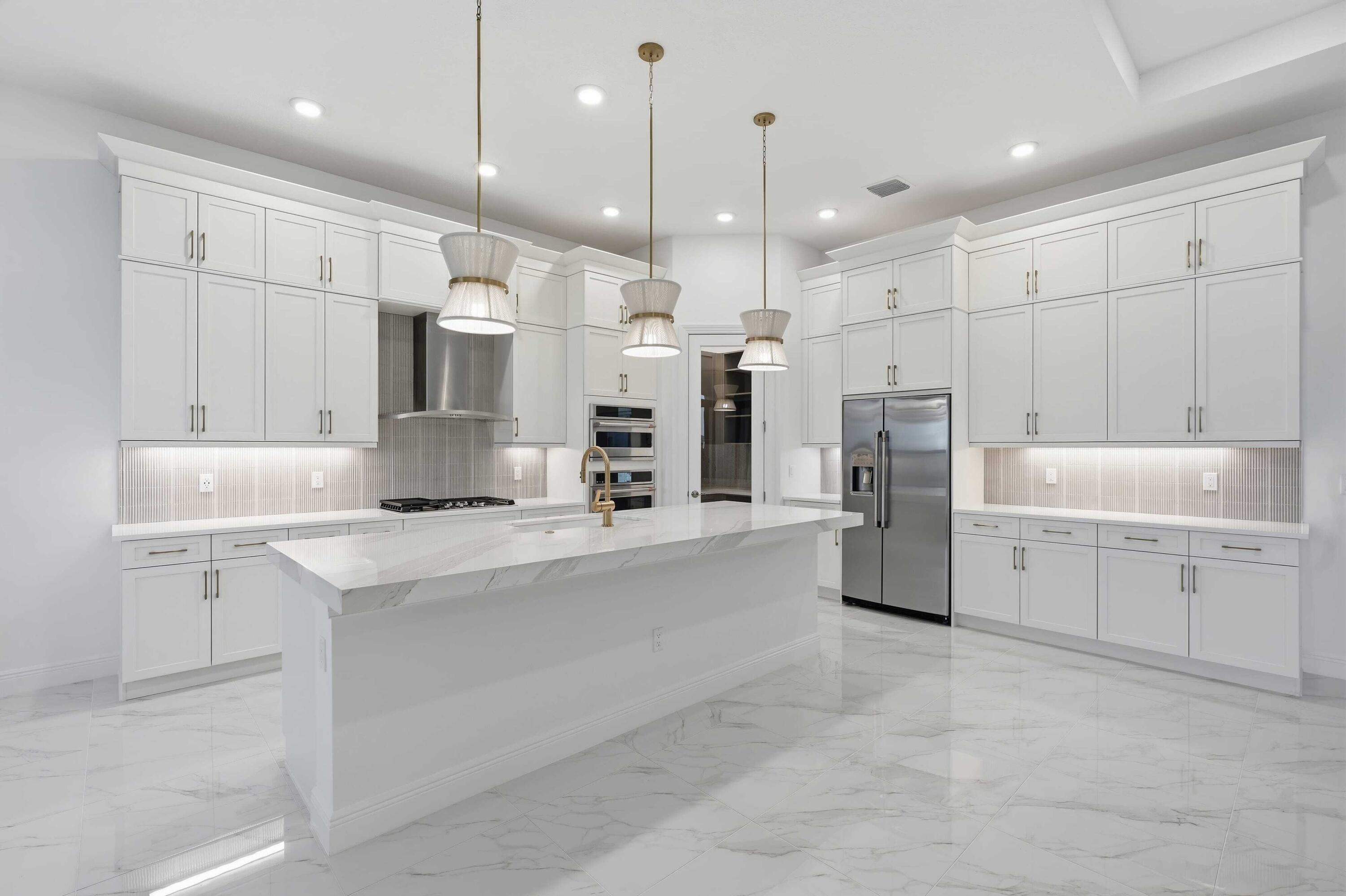 5374 Saint Armands Way