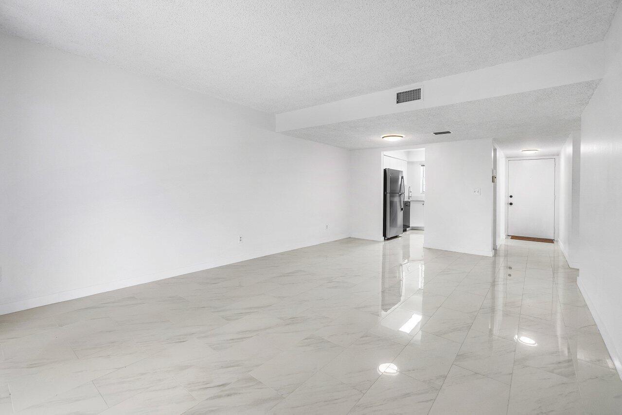 18081 SE Country Club Drive 32-311