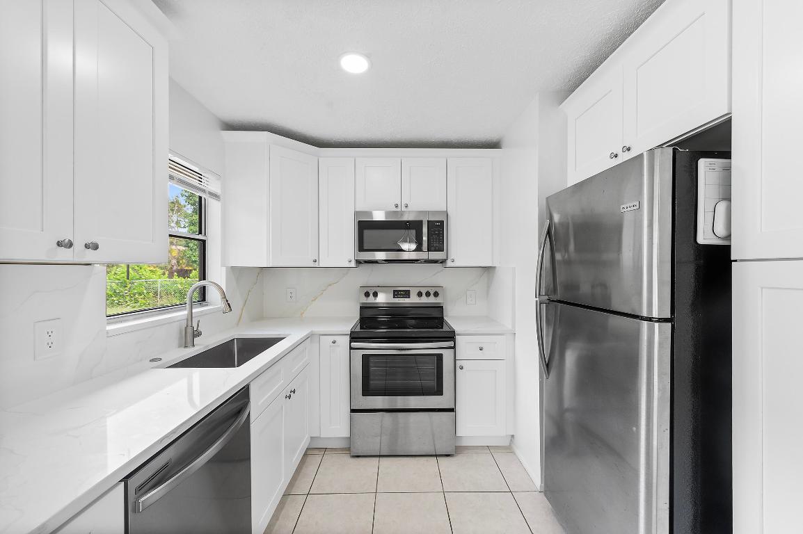 PORT ST LUCIE SECTION  31 - Residential