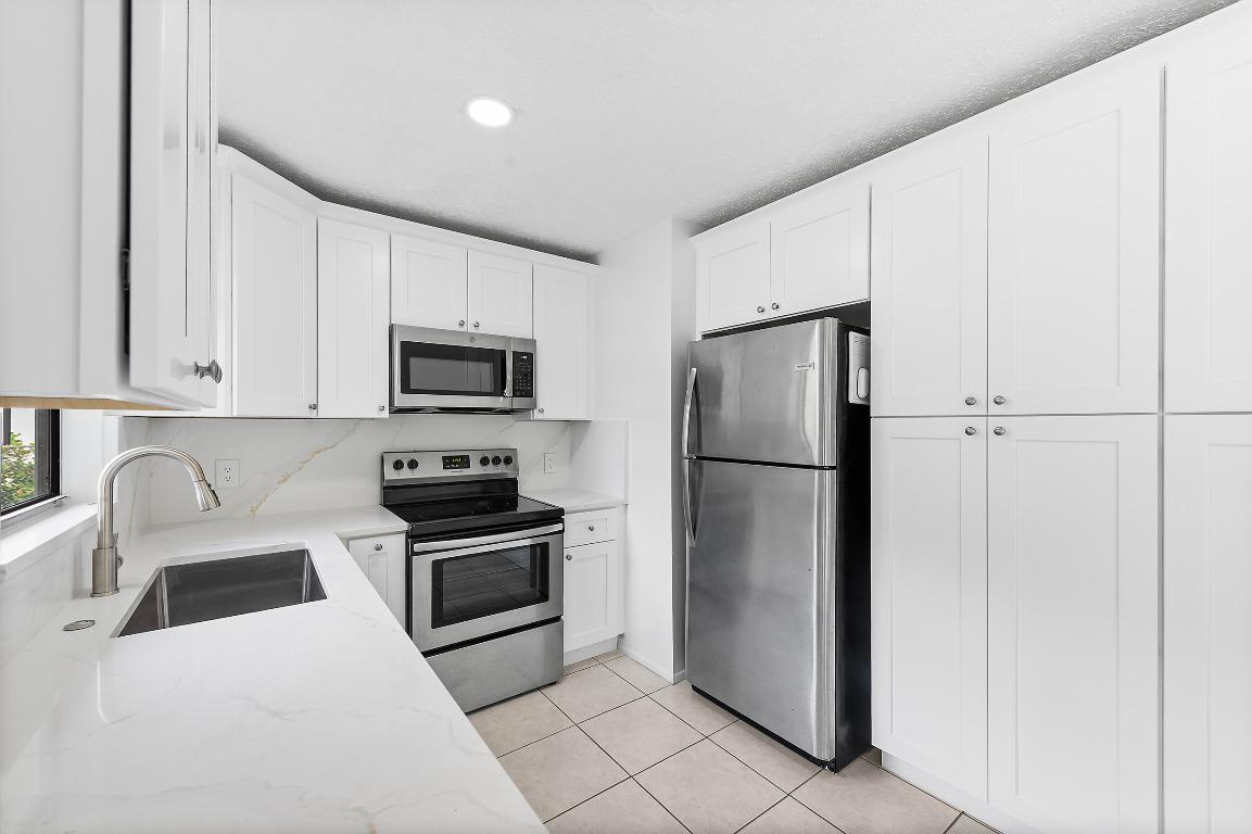 PORT ST LUCIE SECTION  31 - Residential