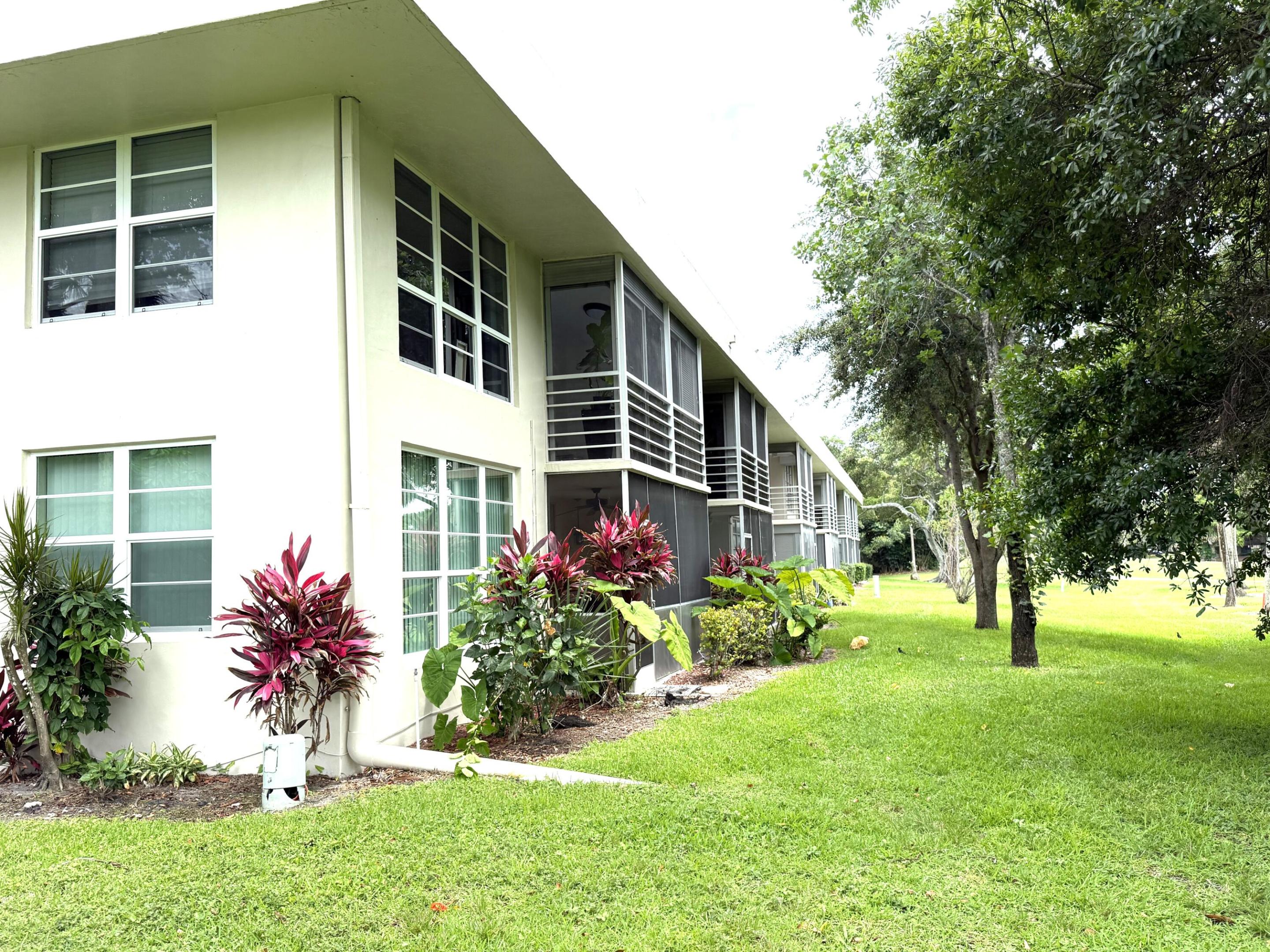 907 Cypress Terrace 201