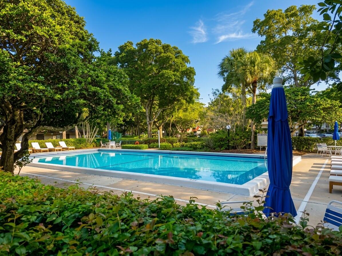 907 Cypress Terrace 201