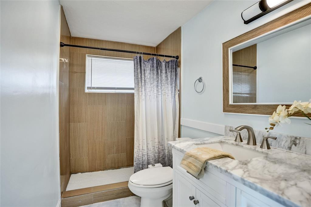 BOULEVARD PARK ISLES SEC - Residential