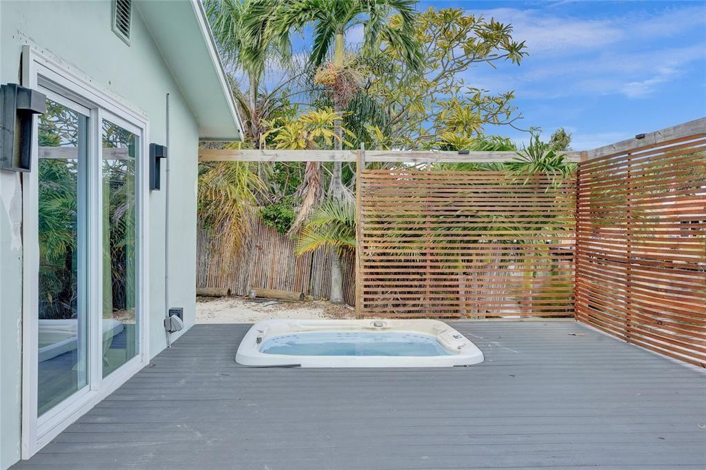 BOULEVARD PARK ISLES SEC - Residential