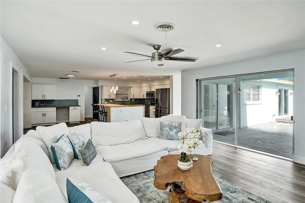 BOULEVARD PARK ISLES SEC - Residential