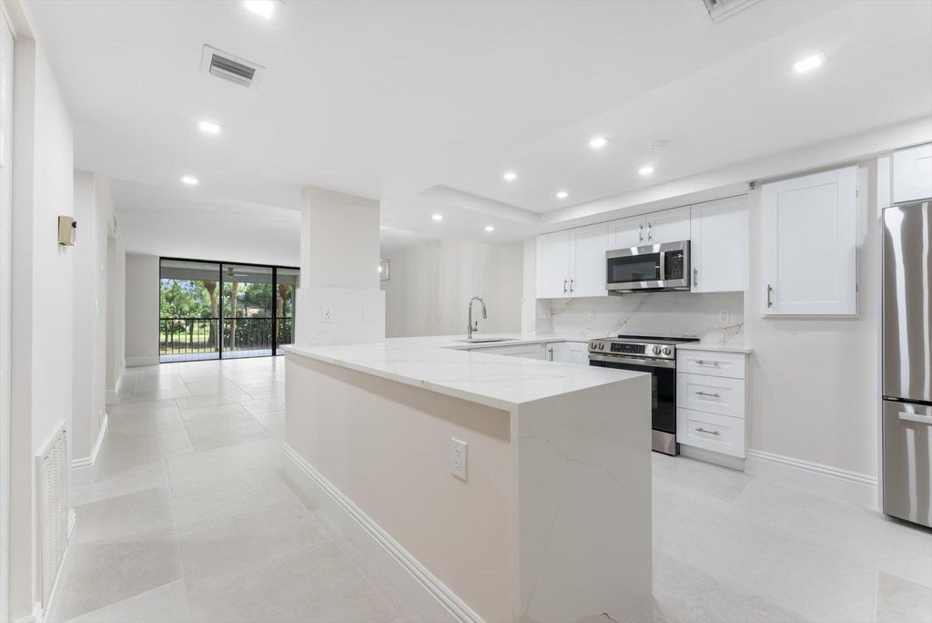 Photo of 6562 Boca Del Mar Drive #222, Boca Raton, FL 33433 (MLS # R11110710)