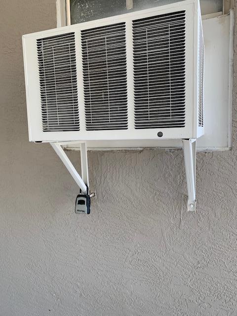 INDIAN HILLS ESTATES - Residential