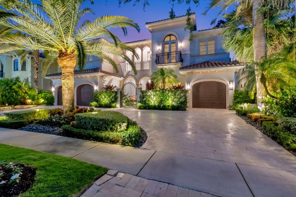 Photo of 9471 Bridgebrook Drive, Boca Raton, FL 33496 (MLS # B26024939)