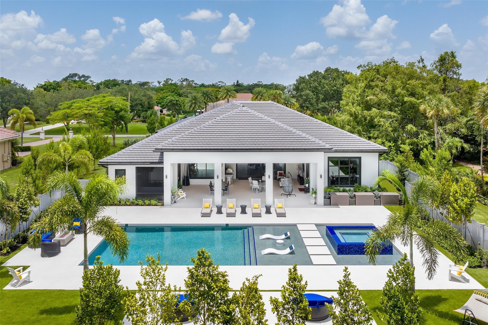 Pintree Estates - Residential