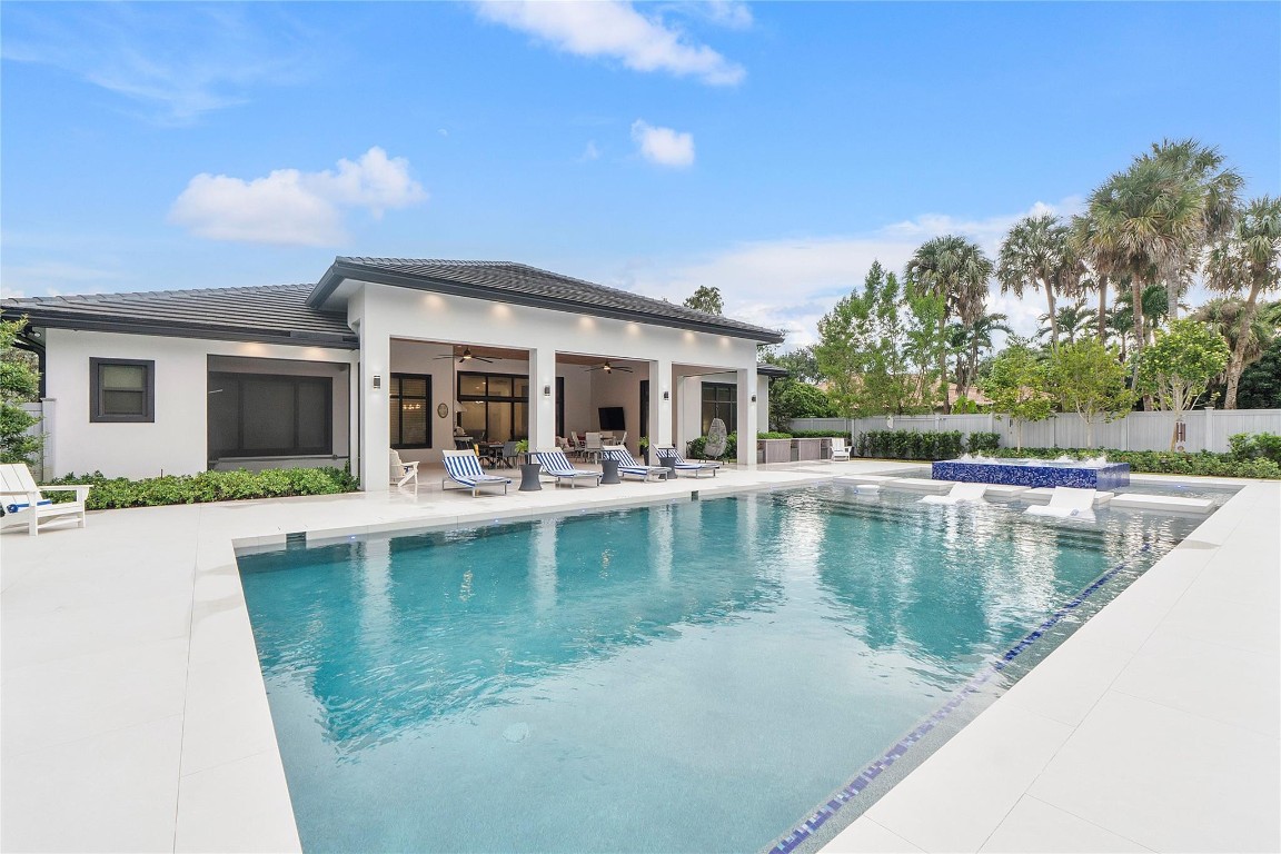 Pine tree Estates - Residential