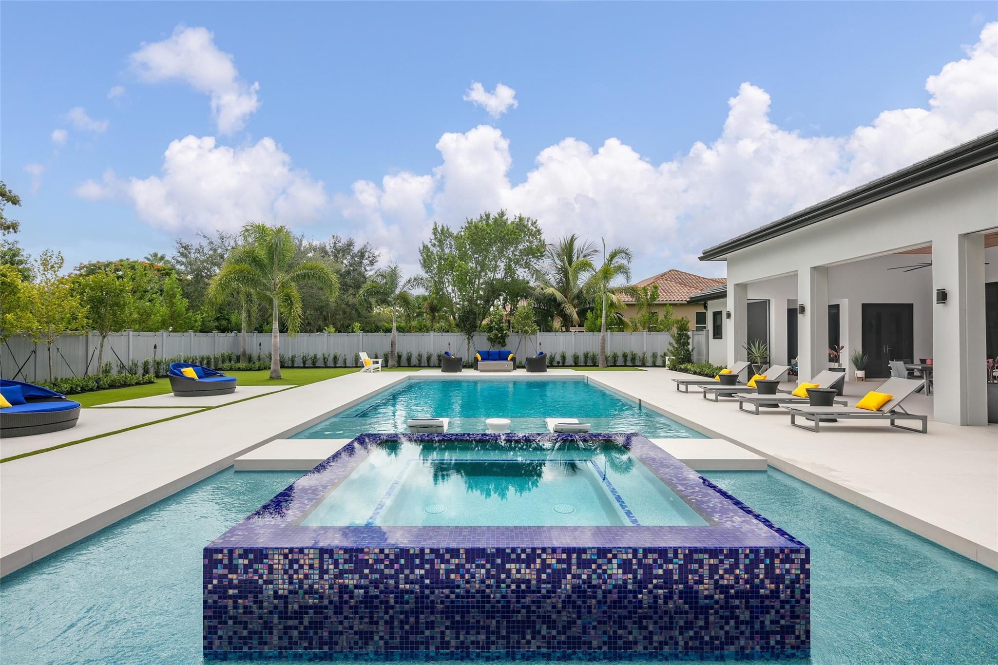 Pintree Estates - Residential