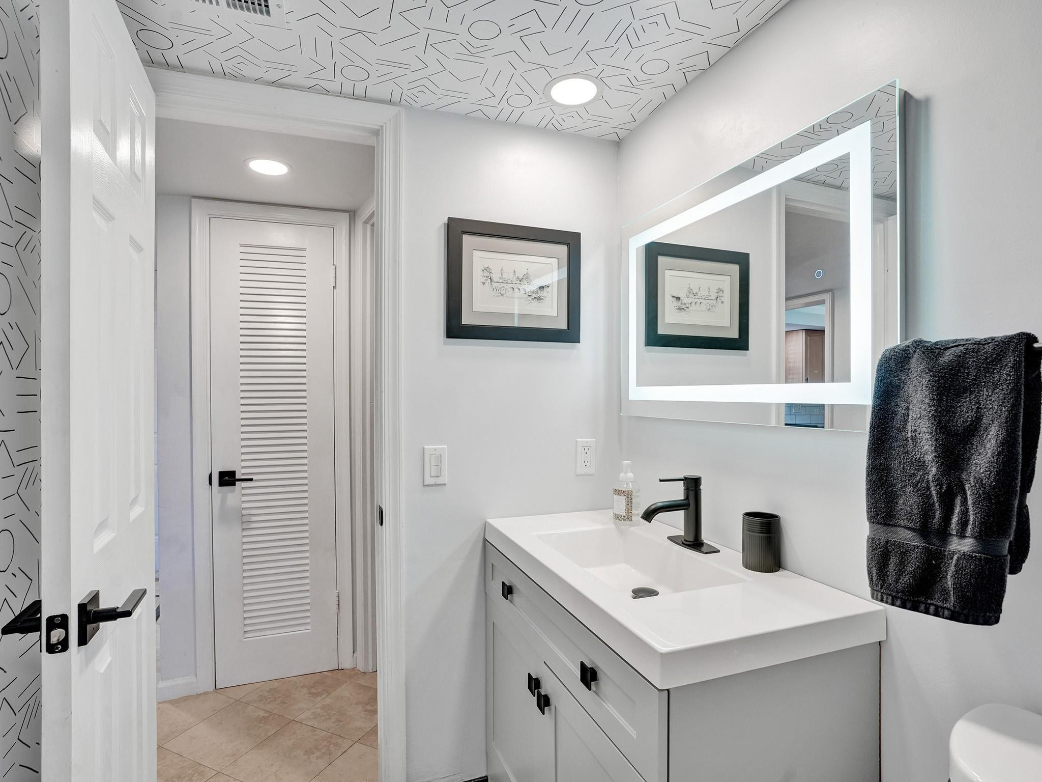 Ridgeview Towers Condo - Residential